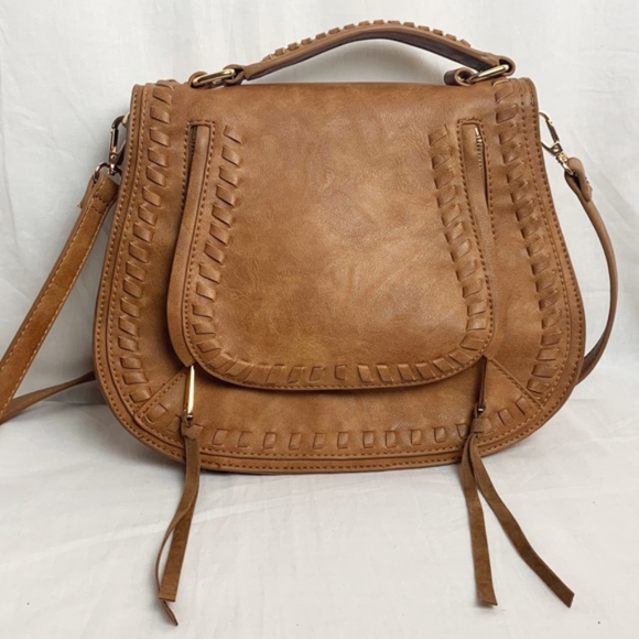 Urban Expressions Handbags - Urban Expressions Khloe Saddle Purse